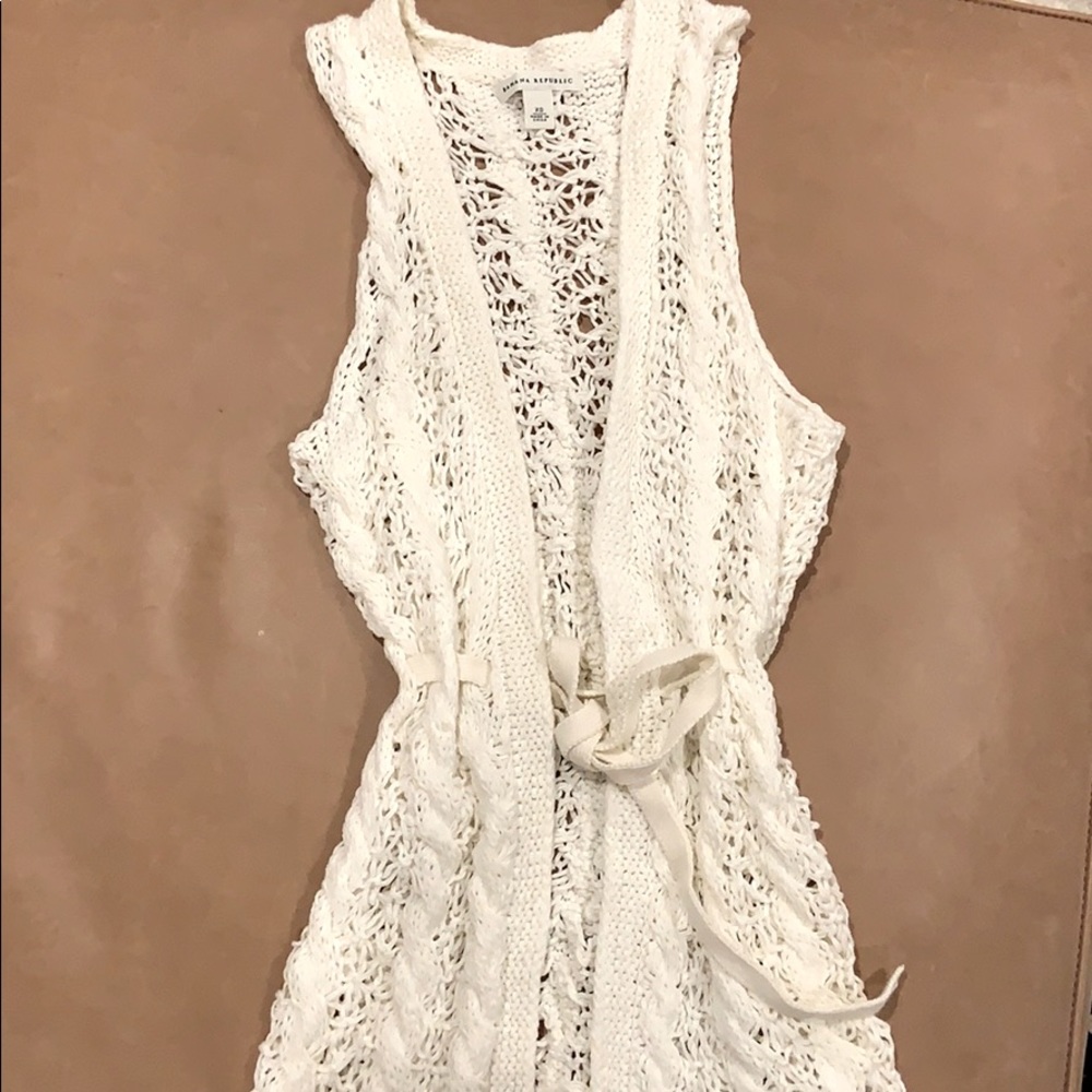 Banana Republic Lightweight knitted vest